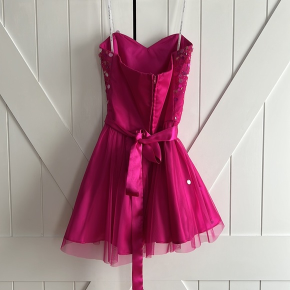 Prom Dress - Picture 3 of 4